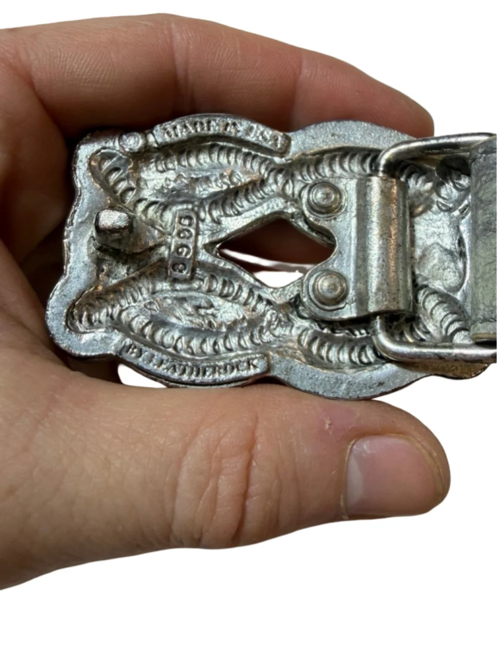 Leatherock USA Metallic Silver Leather Crystal Scroll Buckle Belt Size 34